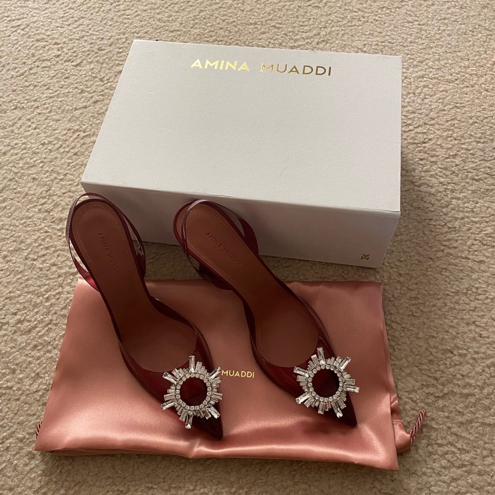 🍁🍁SOLD🍁🍁AMINA MUADDI
Begum Glass Heel